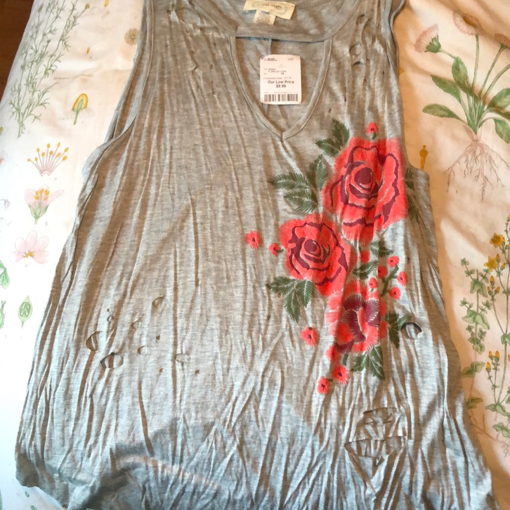 Distressed Tank